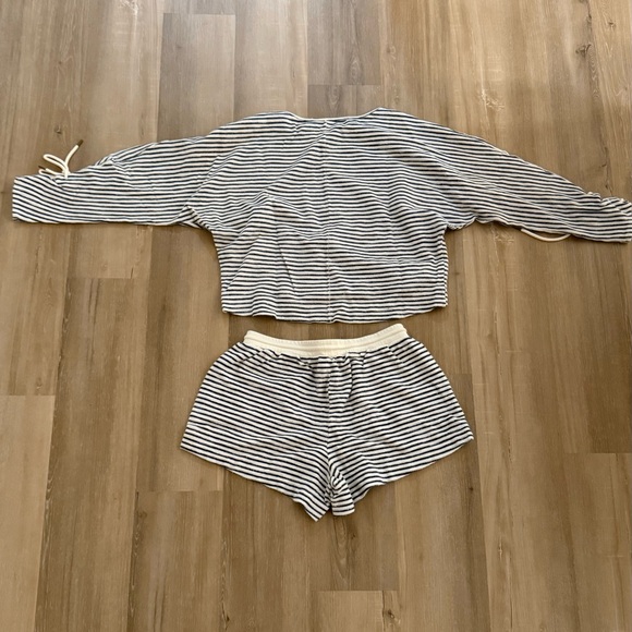 Anthropologie Navy and White Willa Lounge Set - Picture 9 of 10